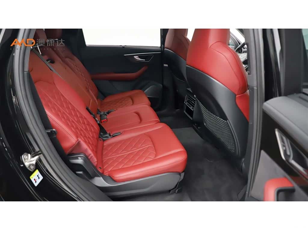 Audi Q7, 2024 8