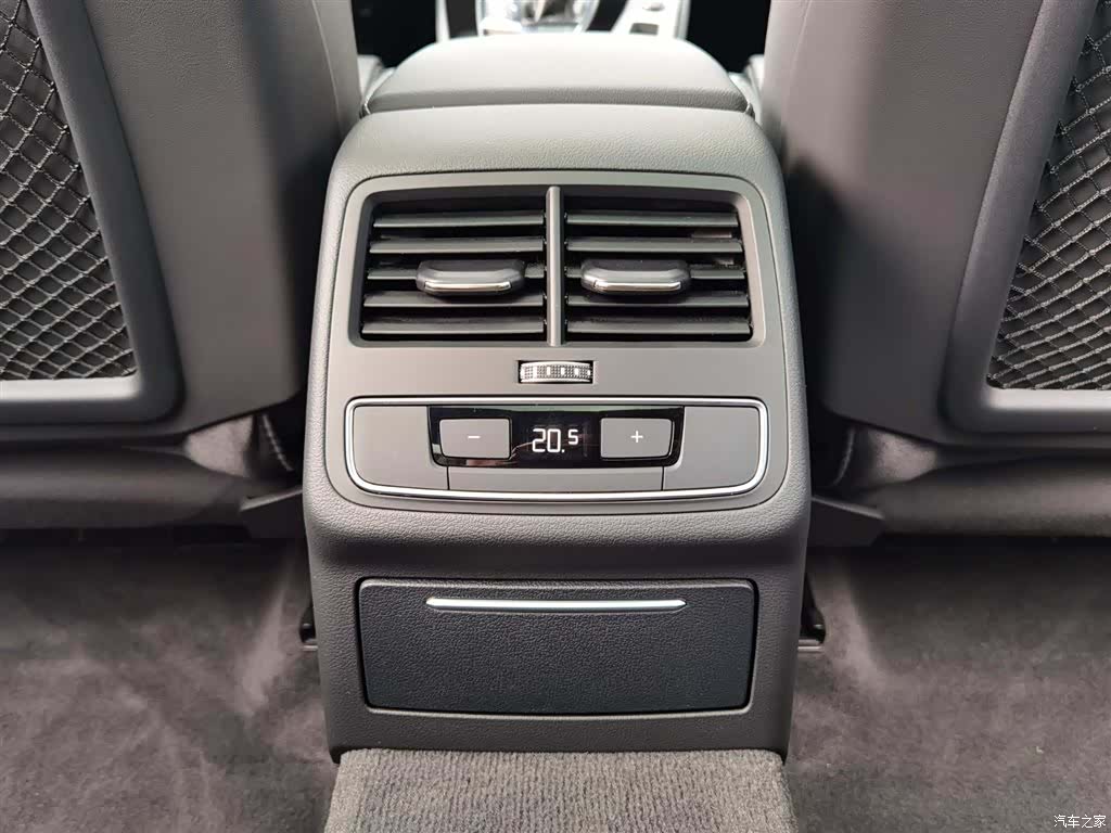 Audi A4L, 2023 25