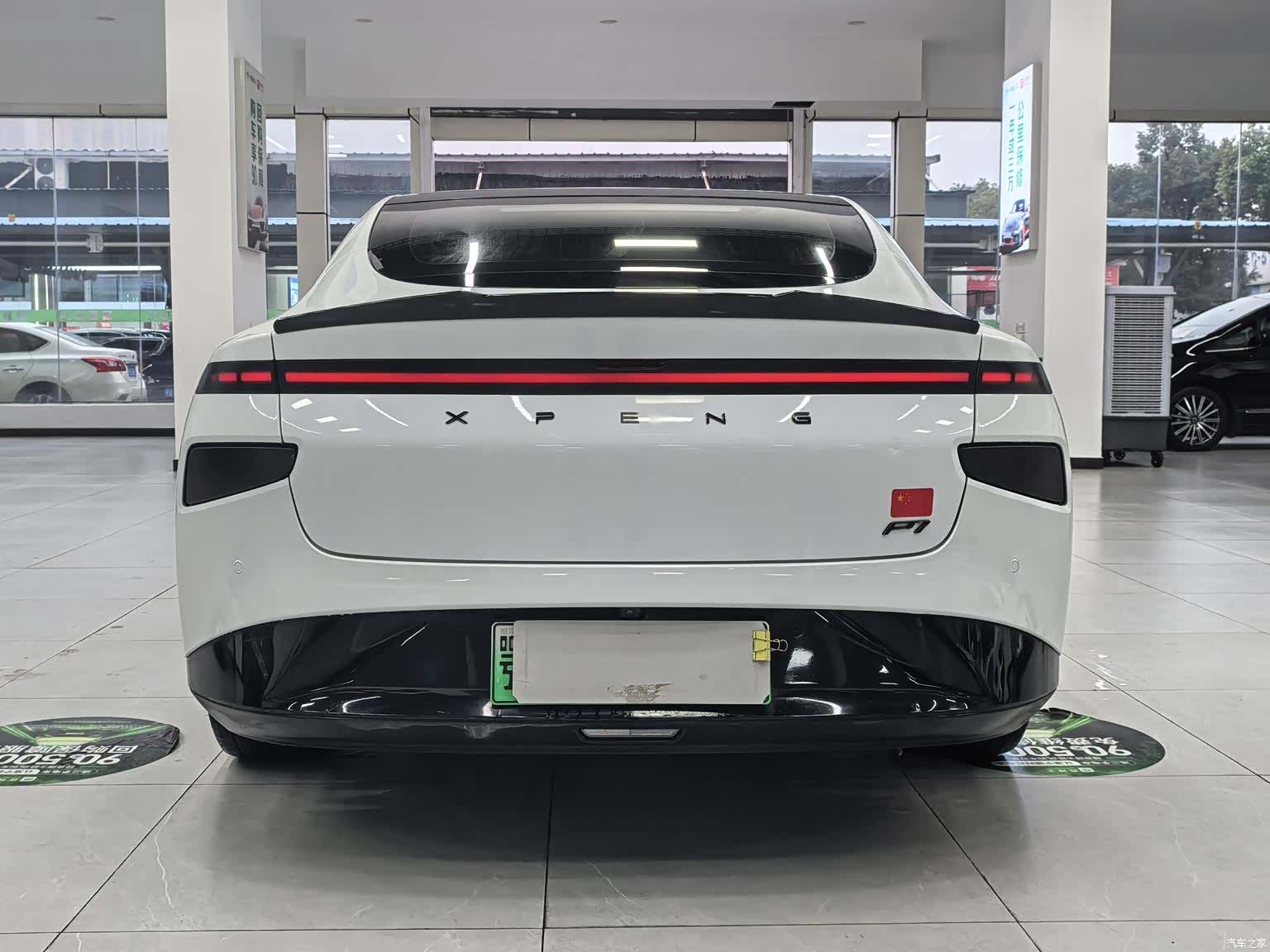Xpeng P7, 2021 13