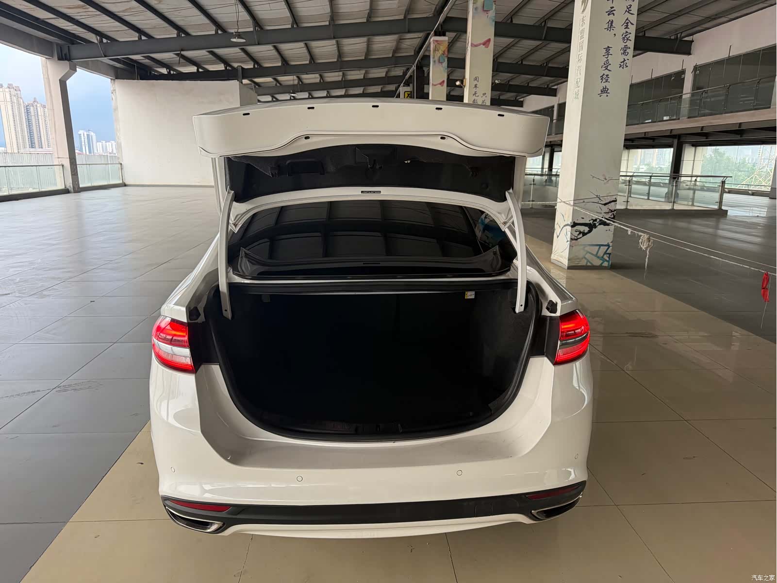 Ford Mondeo, 2018 18