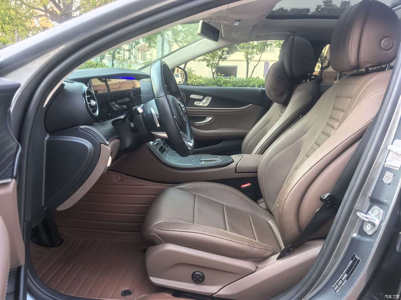 Mercedes-Benz E-Class, 2020 4