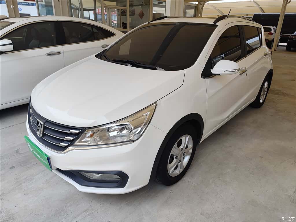 Wuling 310, 2017 1