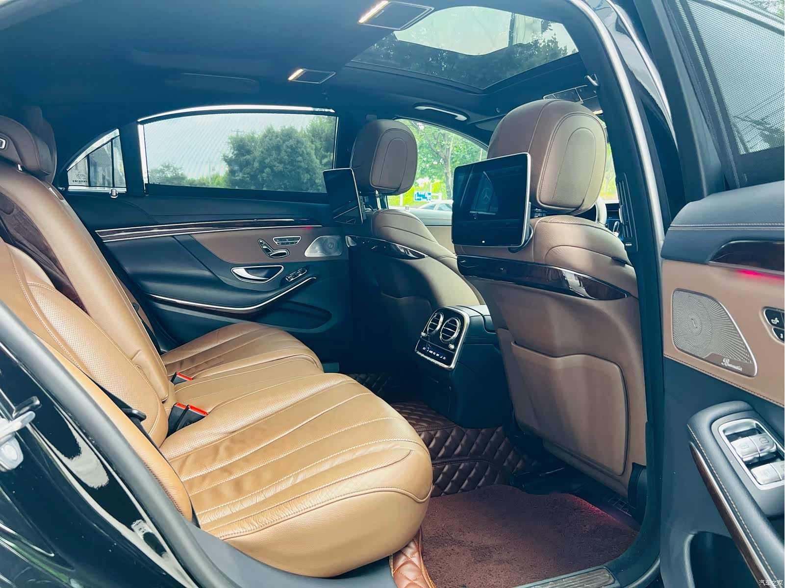 Mercedes-Benz S-Class, 2019 12