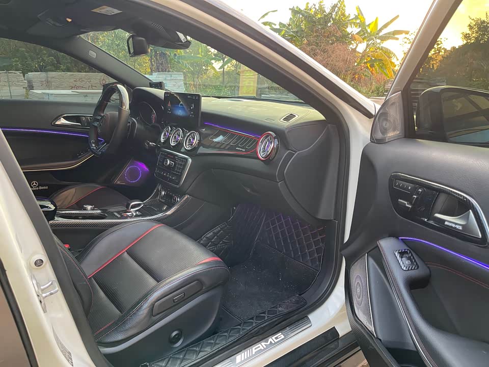 Mercedes-Benz GLA AMG