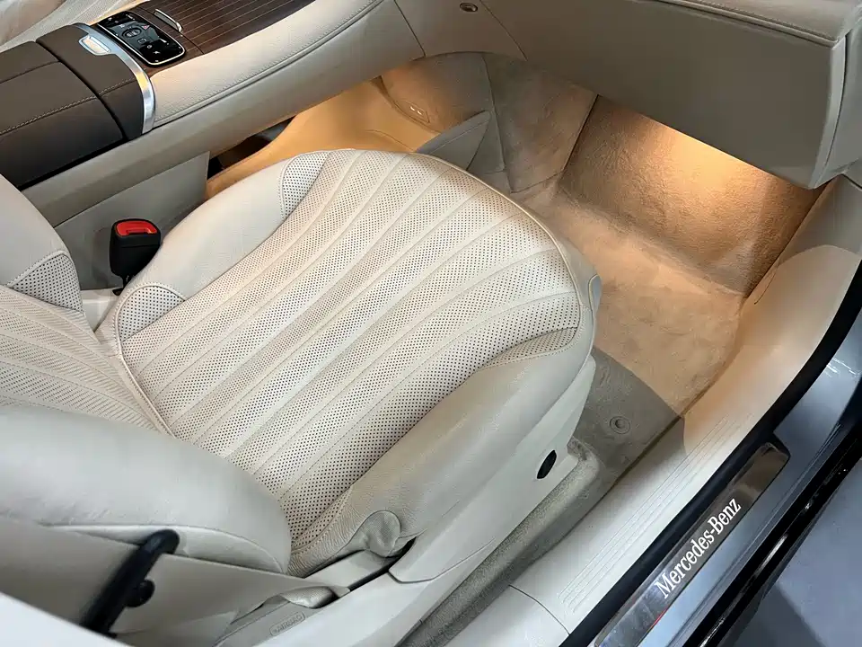 Mercedes-Benz EQS SUV