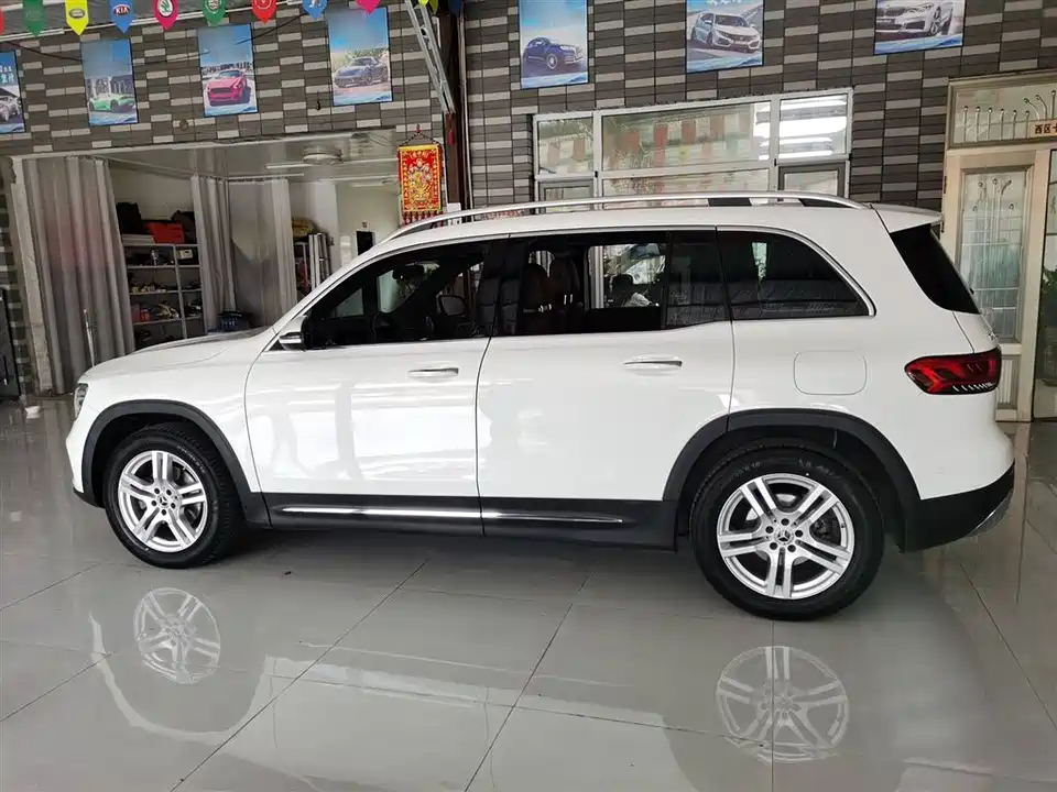 Mercedes-Benz GLB