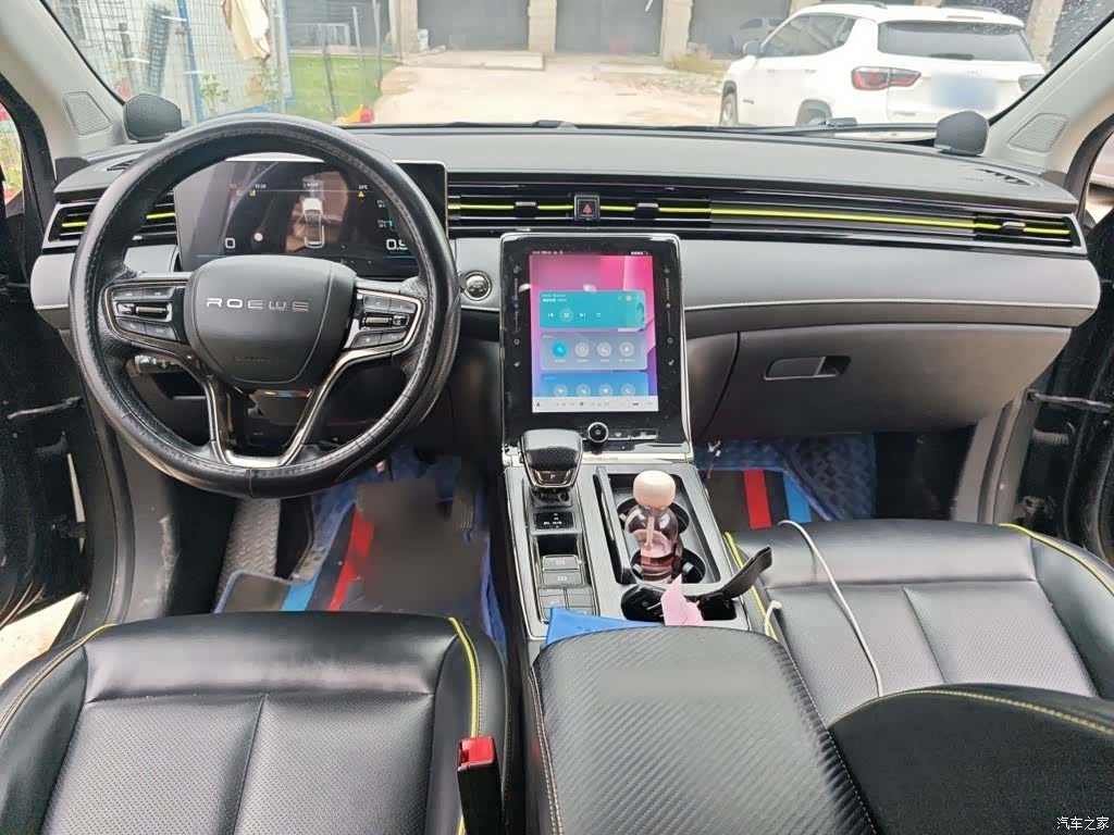 Roewe RX5, 2022 13