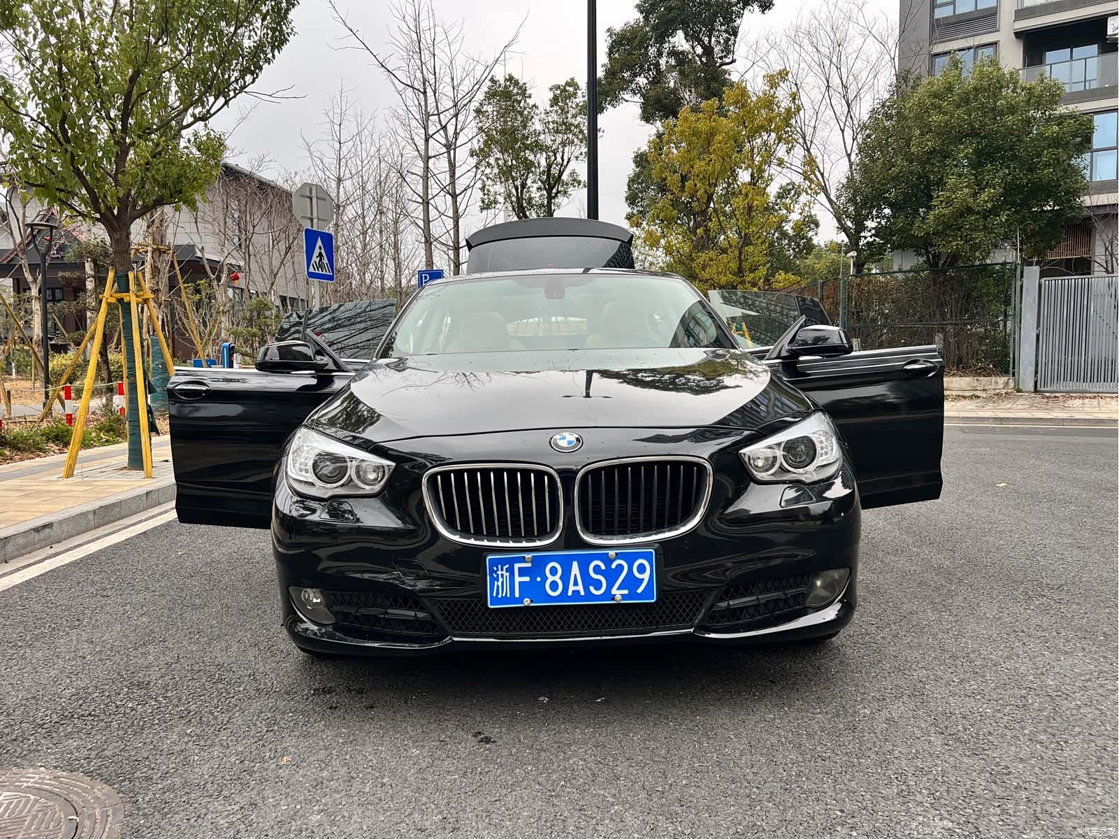 BMW 5 Series, 2010 27