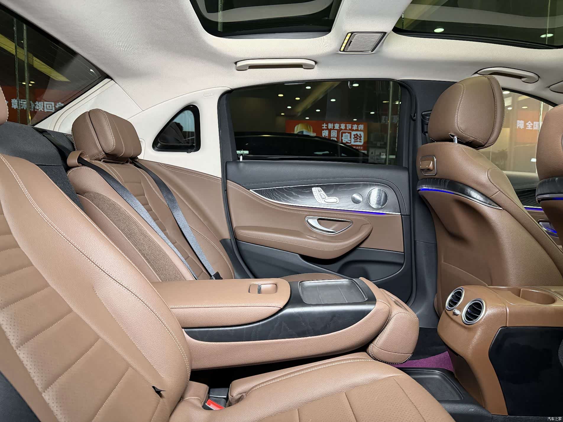 Mercedes-Benz E-Class, 2019 9