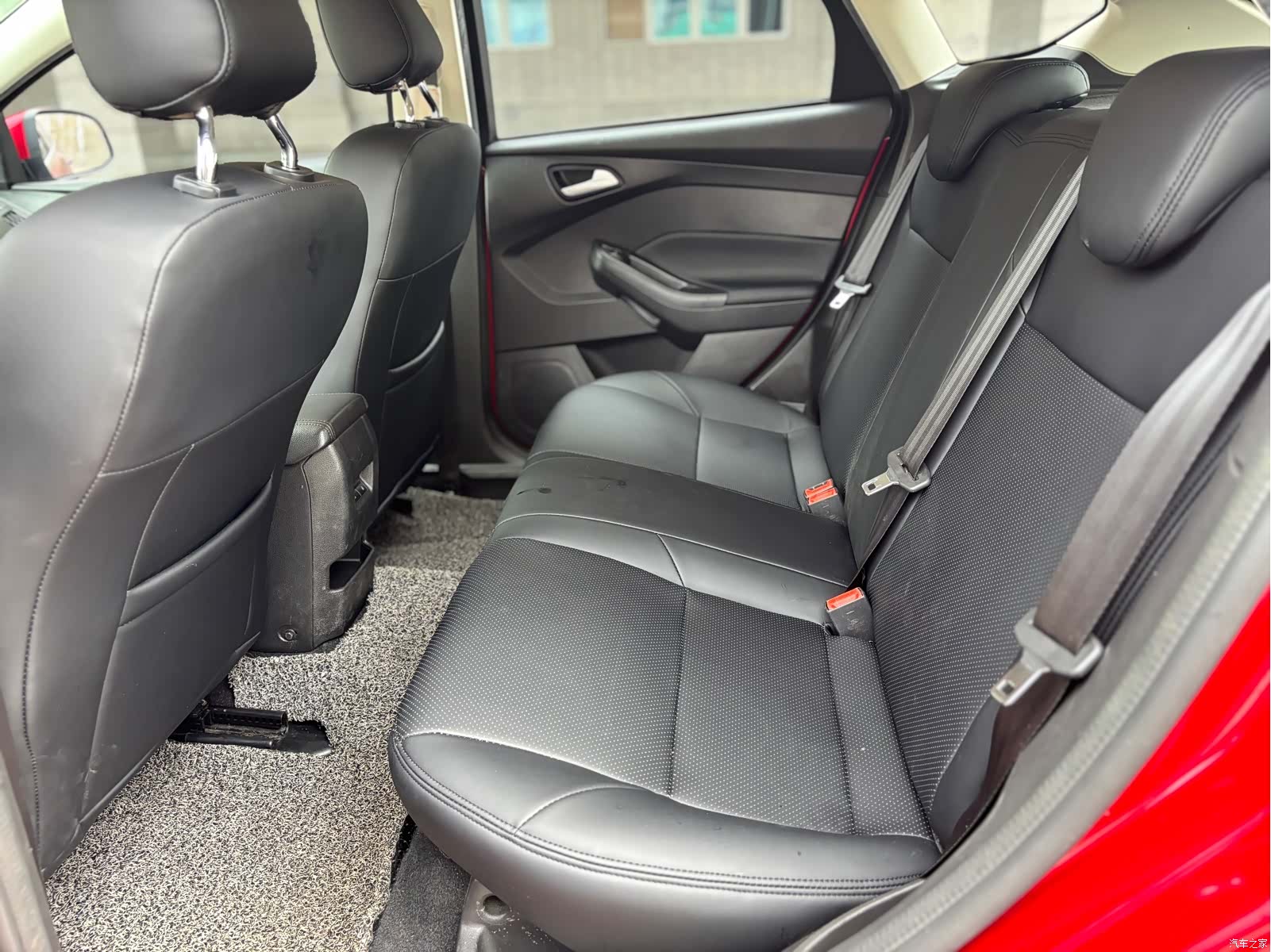 Ford Focus, 2016 7