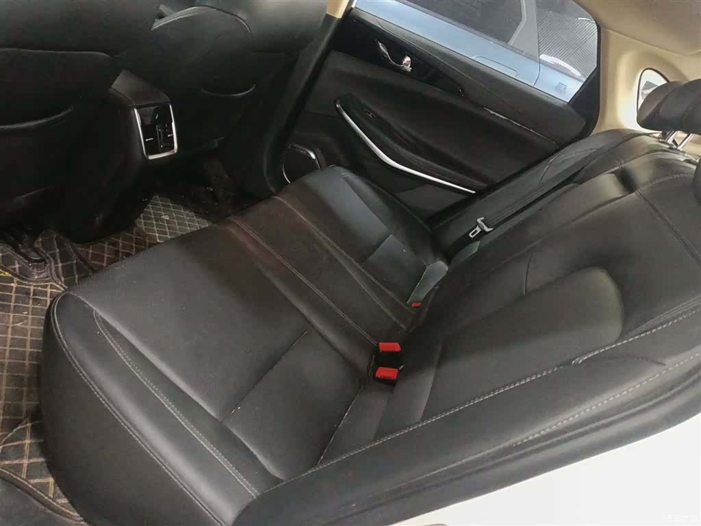 Changan CC, 2020 13