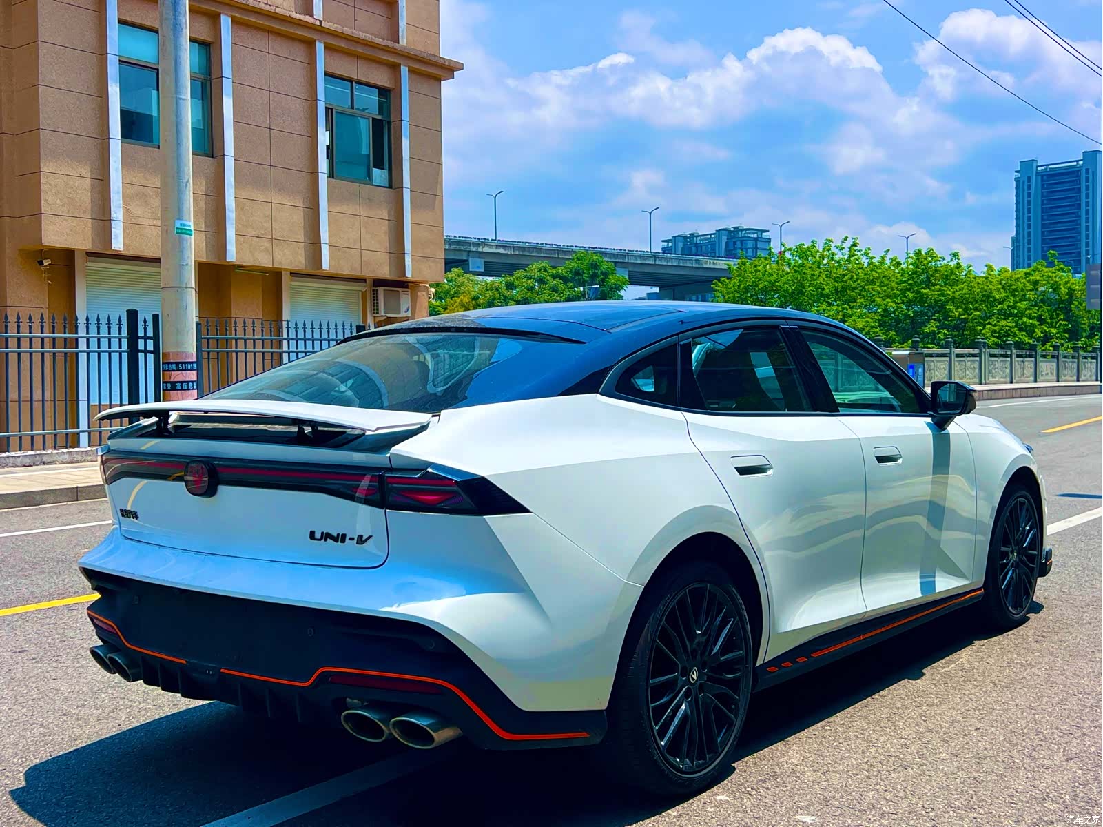 Changan UNI-V, 2026 9