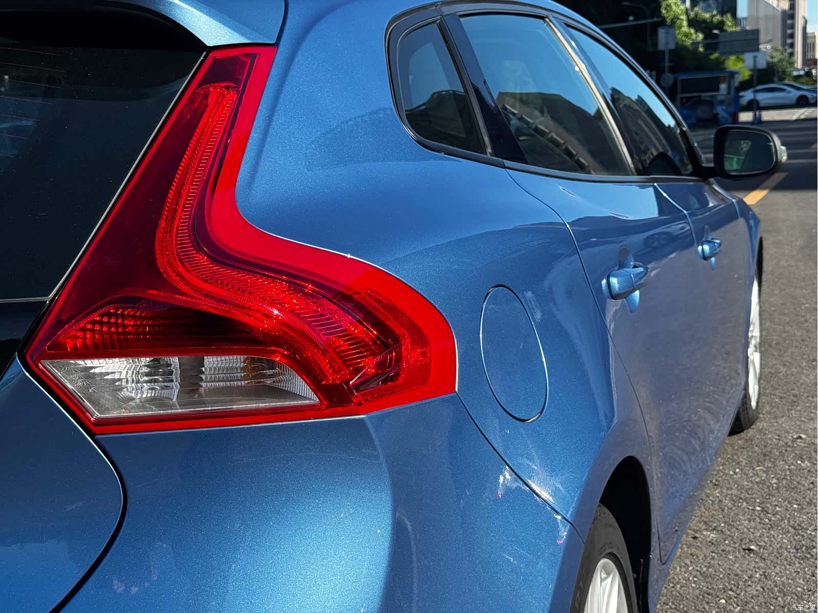 Volvo V40, 2015 20