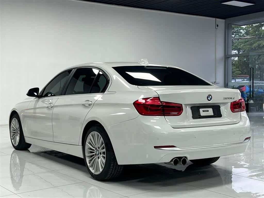 BMW 3 Series, 2018 7