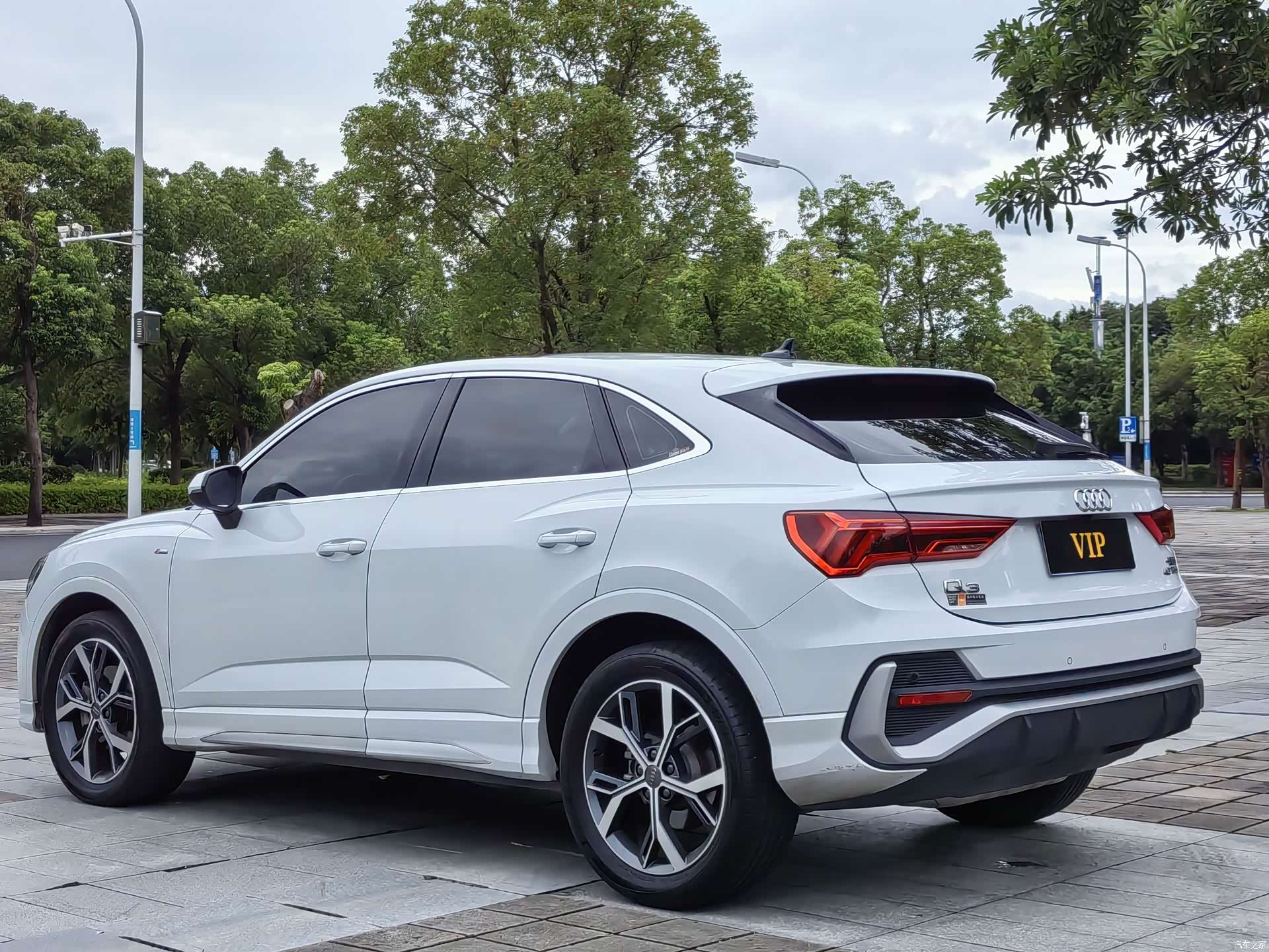 Audi Q3, 2021 6