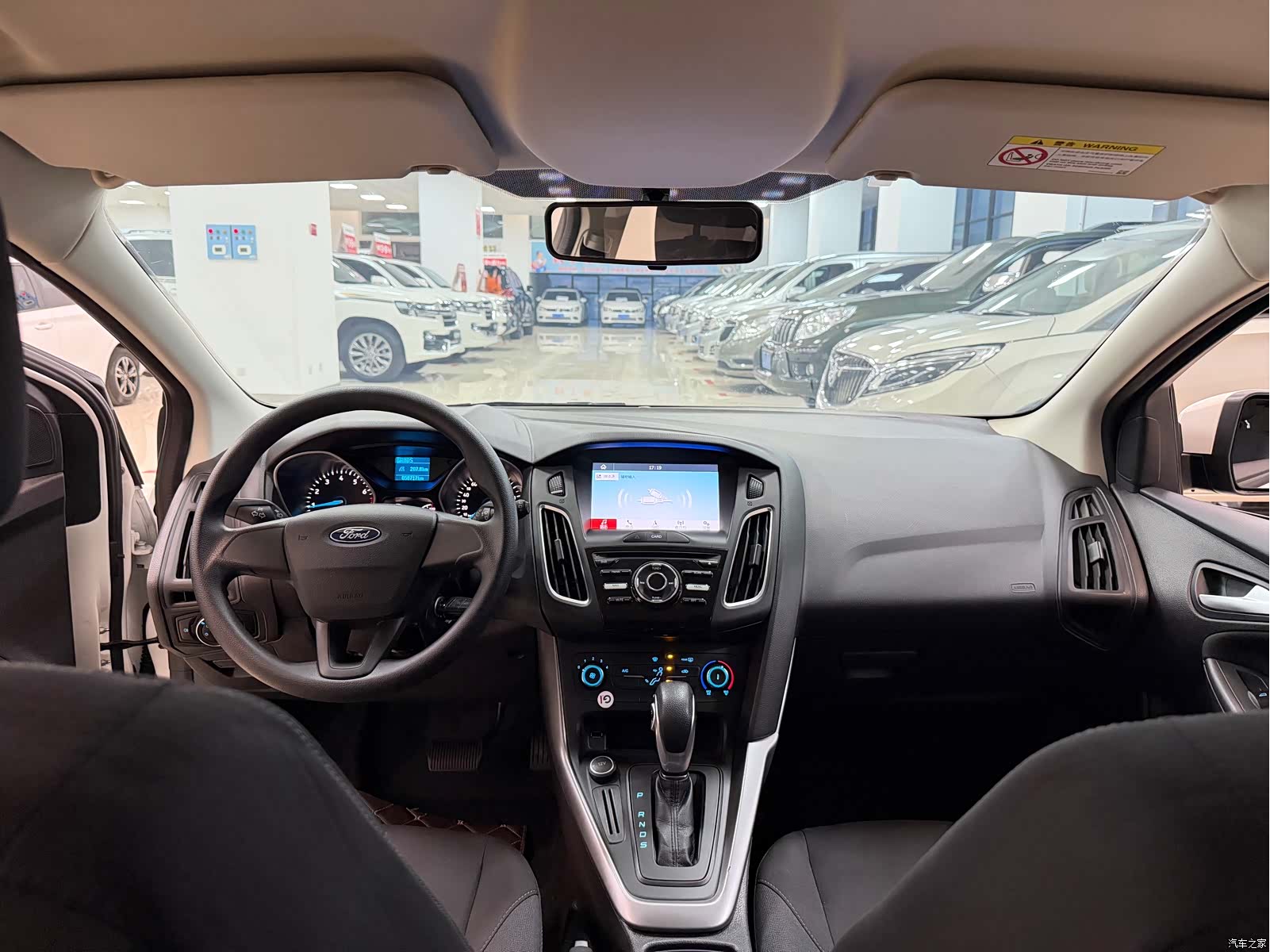 Ford Focus, 2018 9