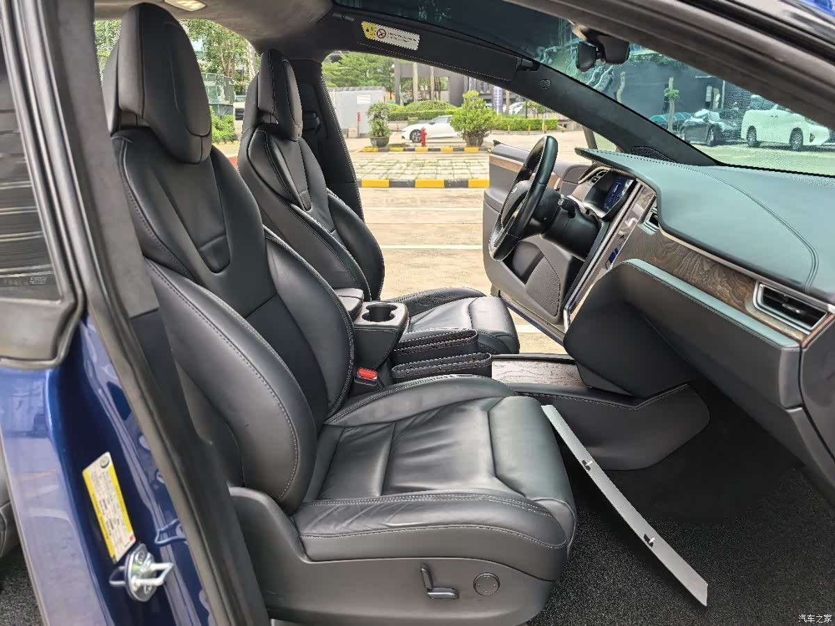 Tesla Model X, 2017 7