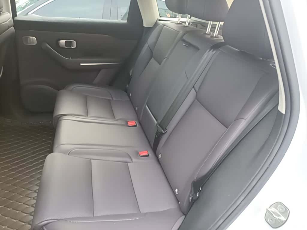 Leapmotor C10, 2025 17