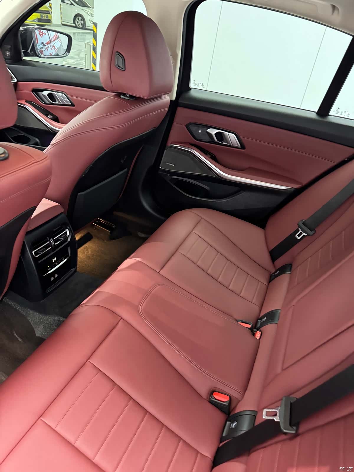 BMW 3 Series, 2021 8