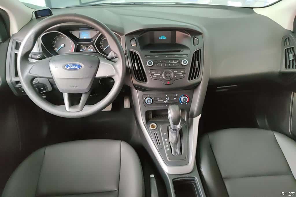 Ford Focus, 2016 12