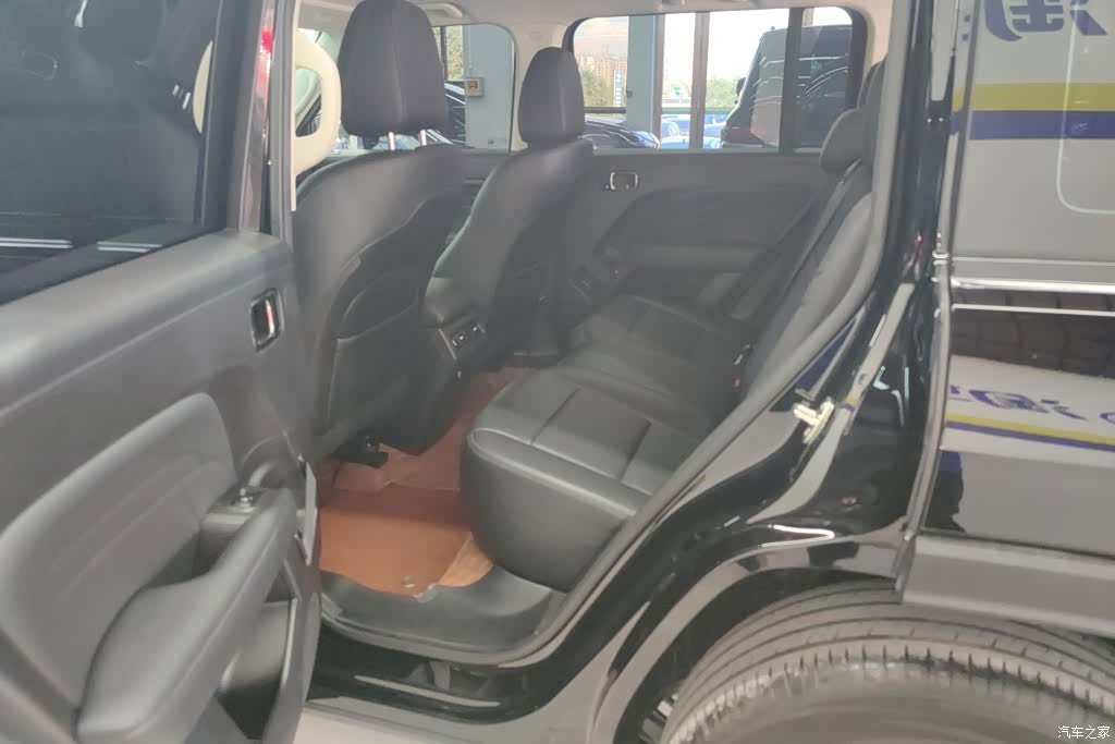Haval Raptor, 2025 11