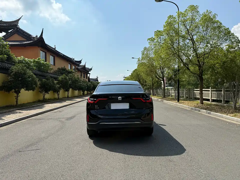 NIO EC6