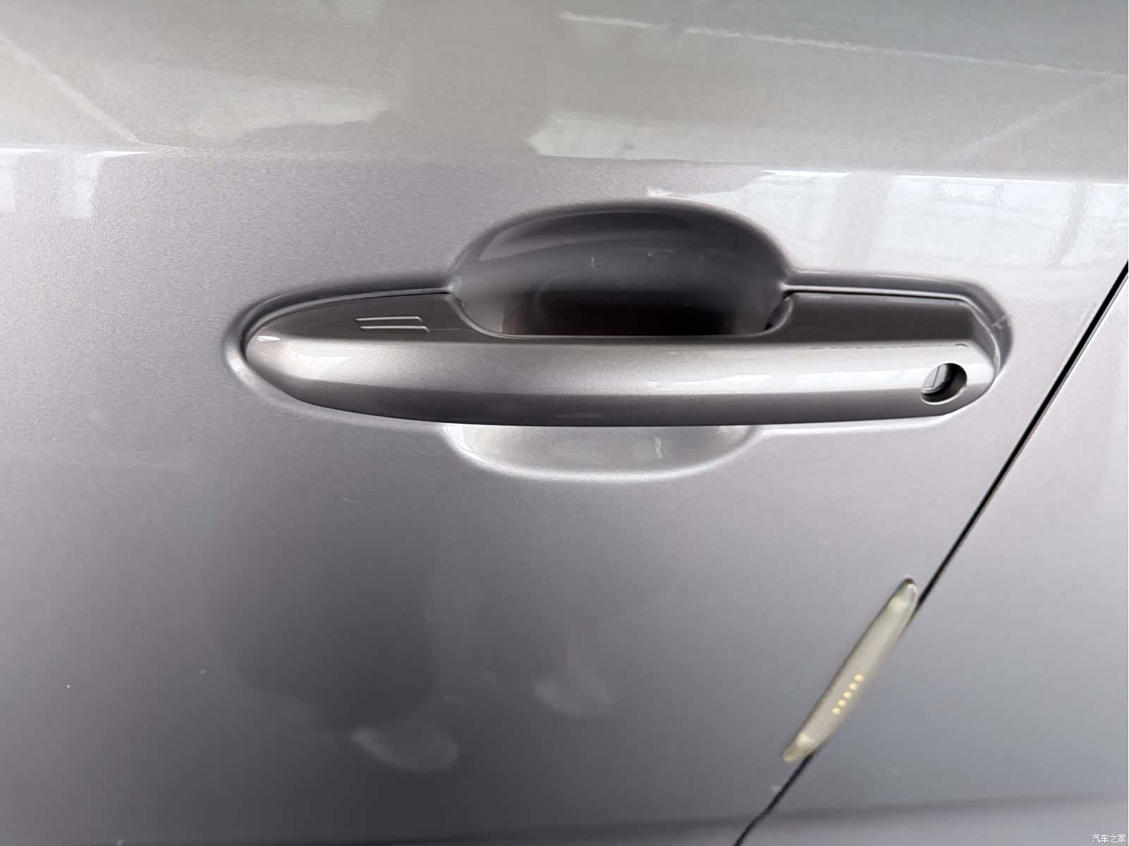 Toyota RAV4, 2020 7