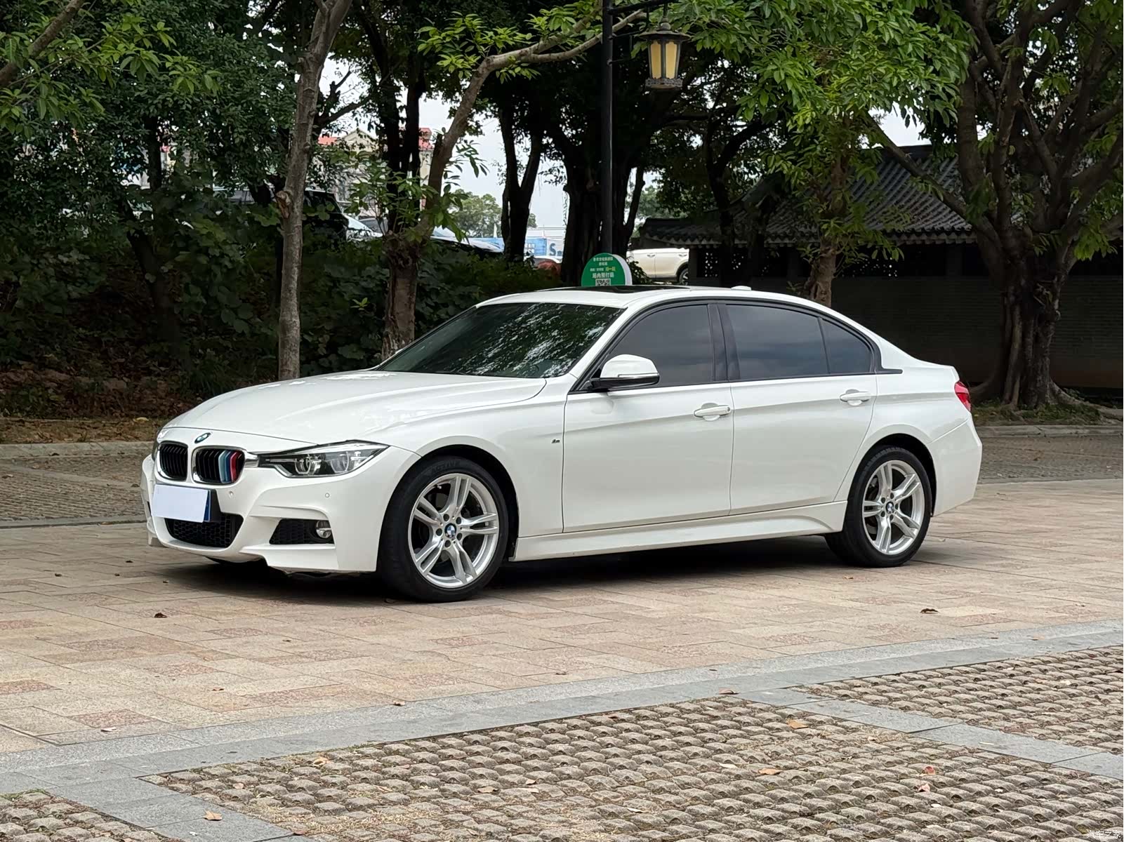 BMW 3 Series, 2017 1