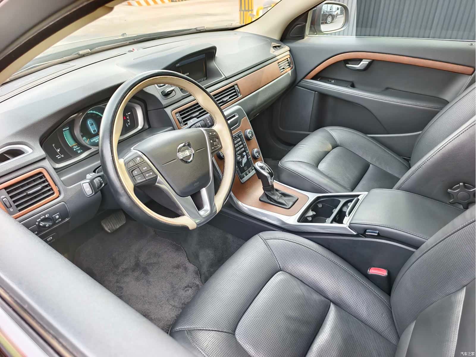 Volvo S80, 2015 10