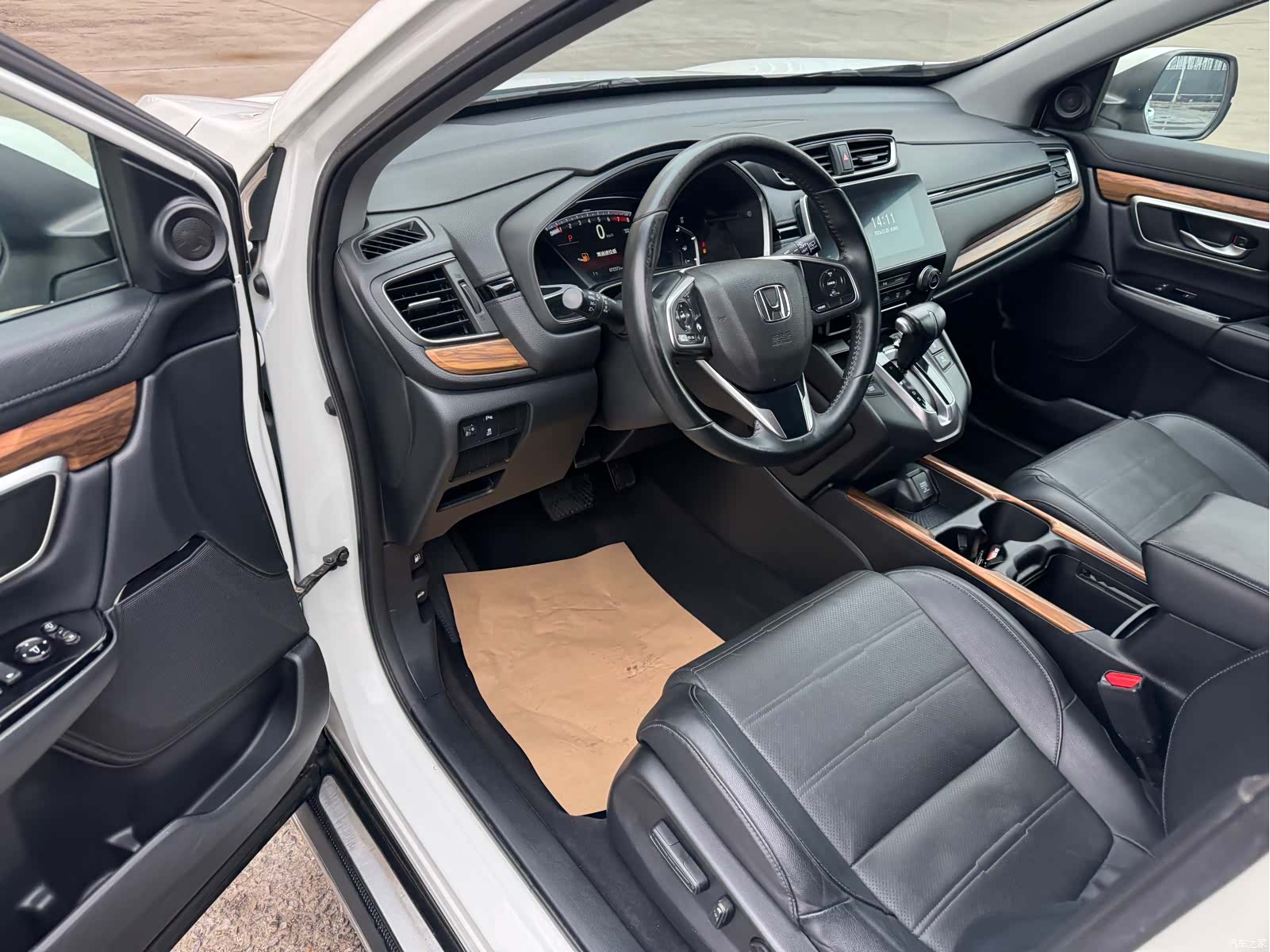 Honda CR-V, 2019 все фото