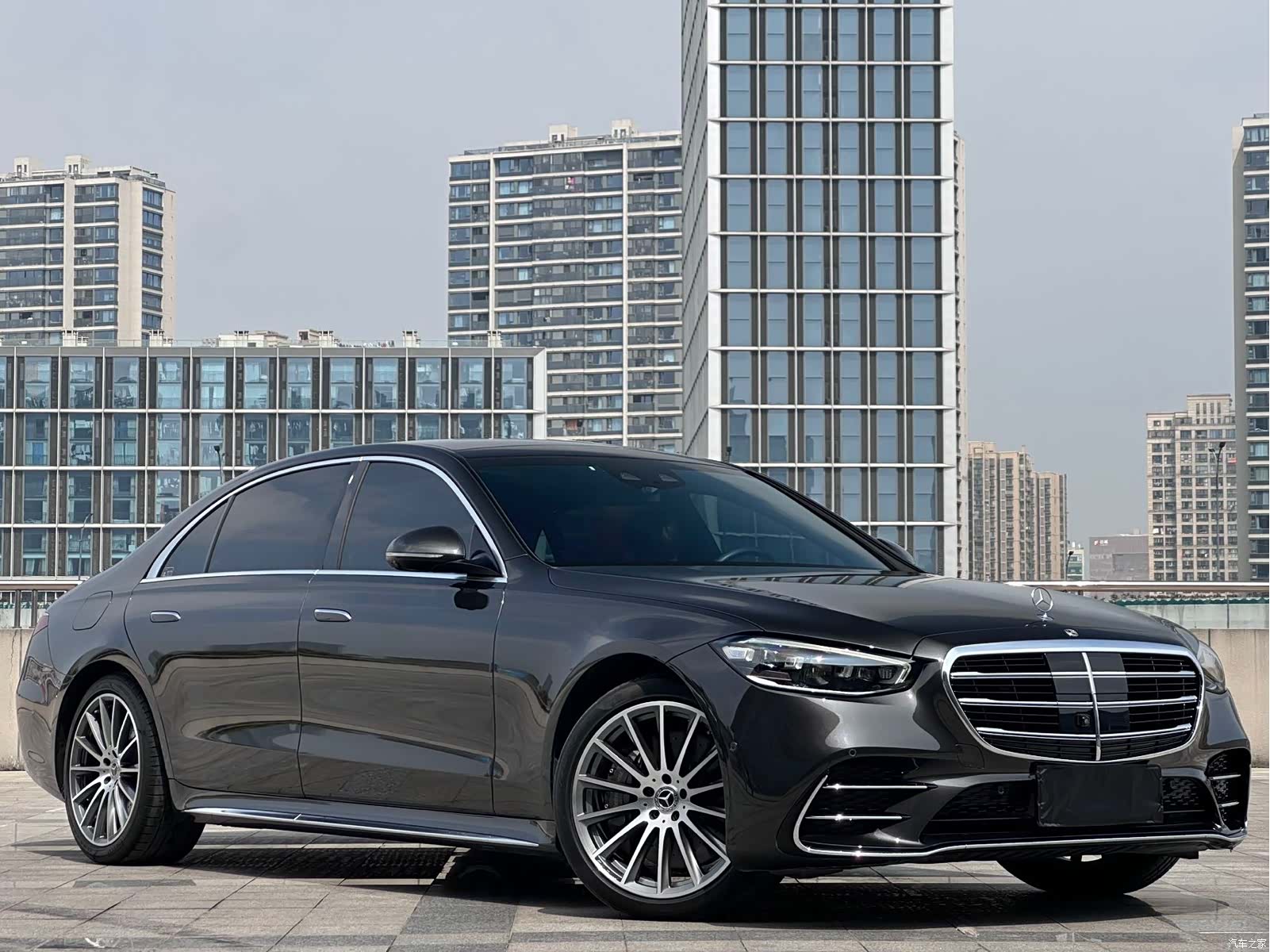 Mercedes-Benz S-Class, 2021 3