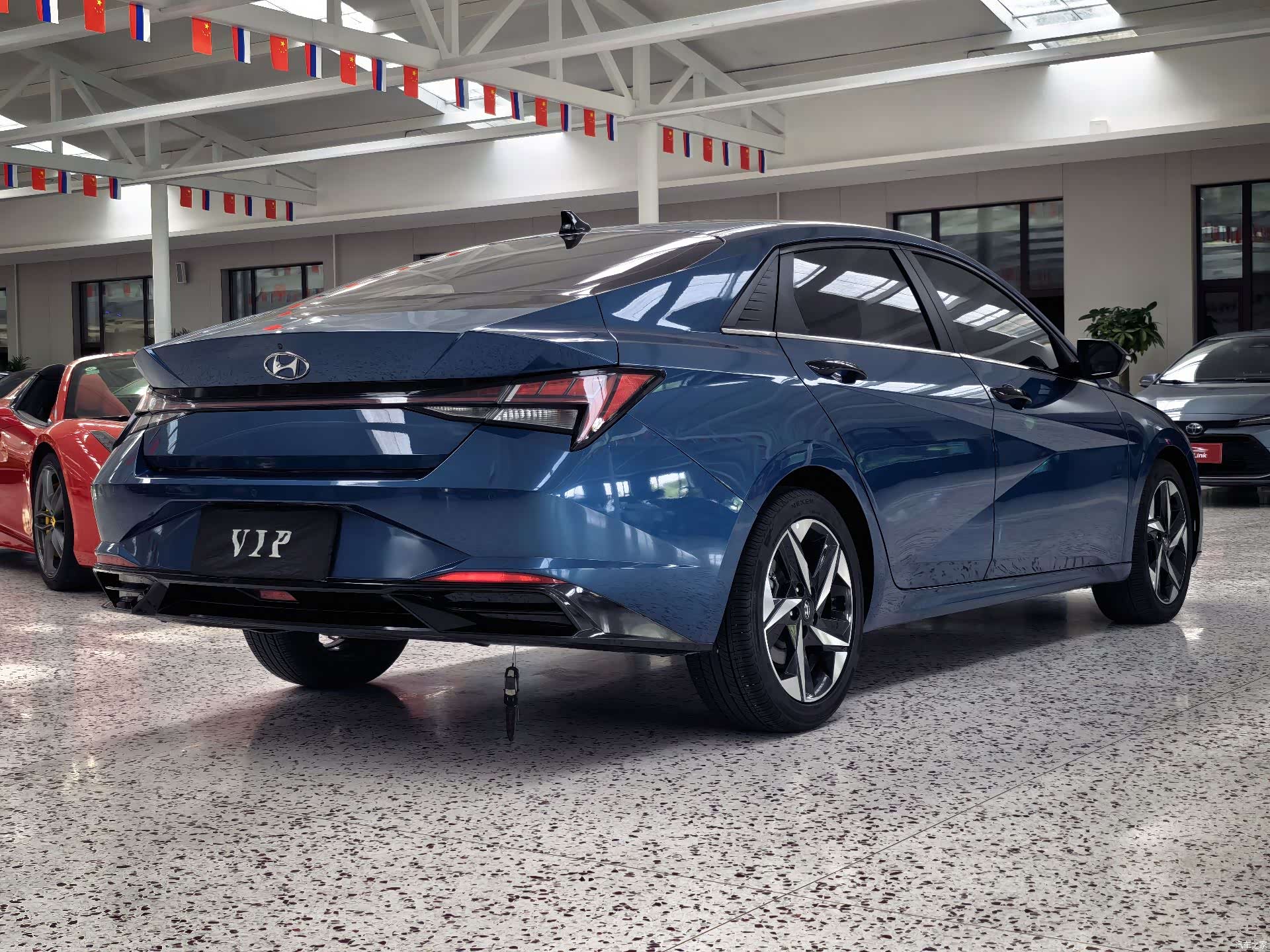 Hyundai Elantra, 2022 6