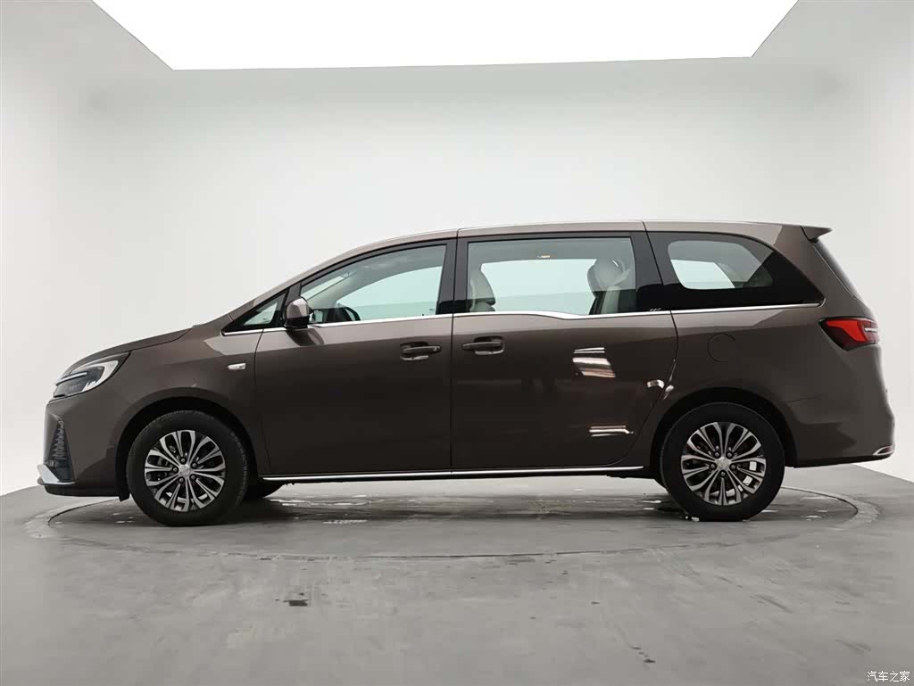 Buick GL8, 2023 6