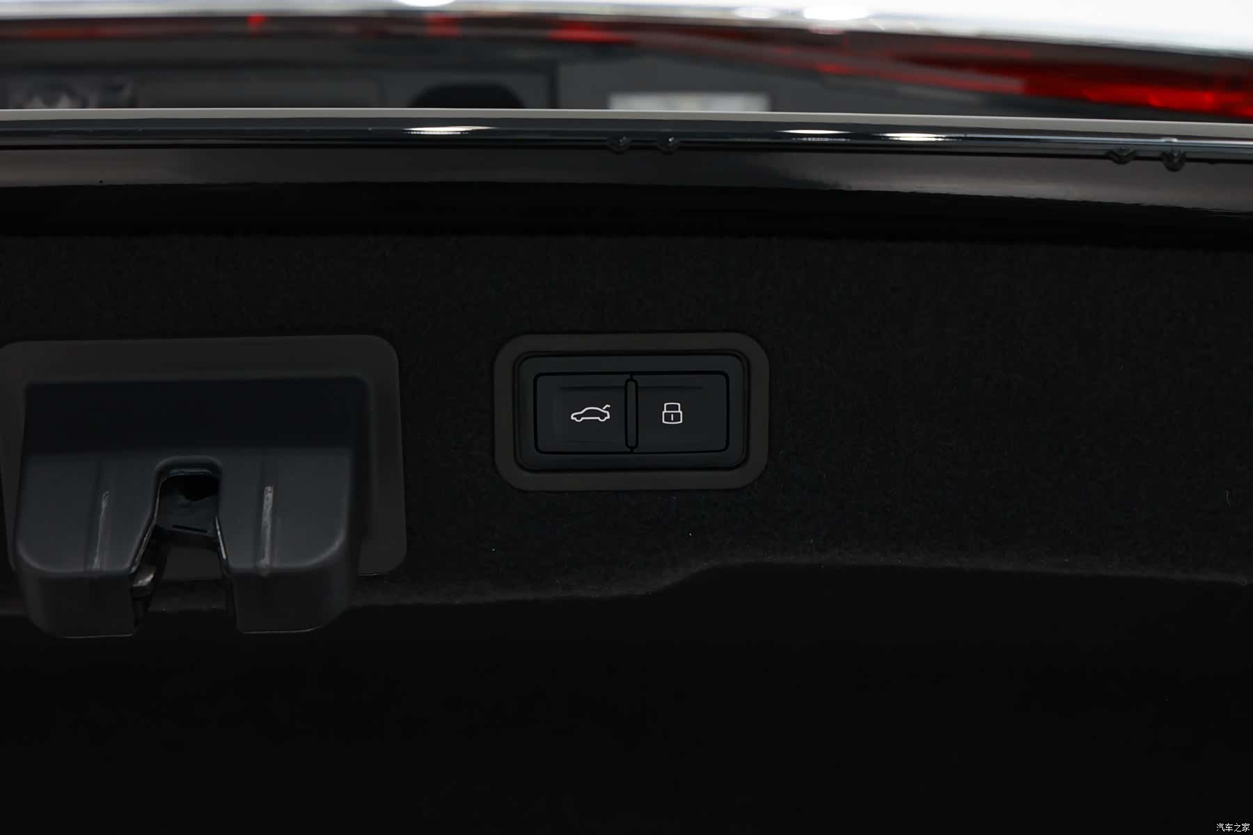 Audi A8L, 2026 21