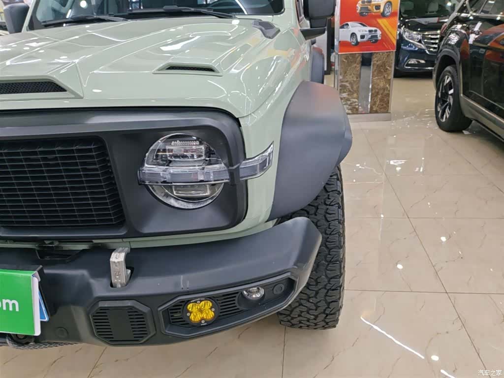 Tank 300, 2022 24