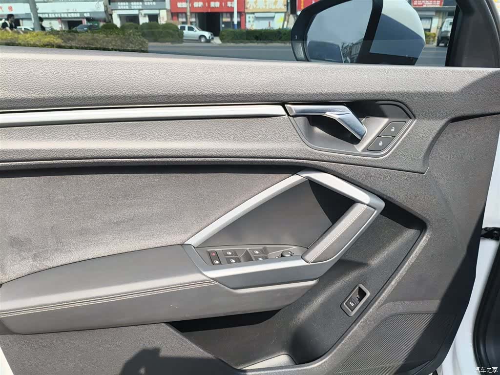 Audi Q3, 2024 8