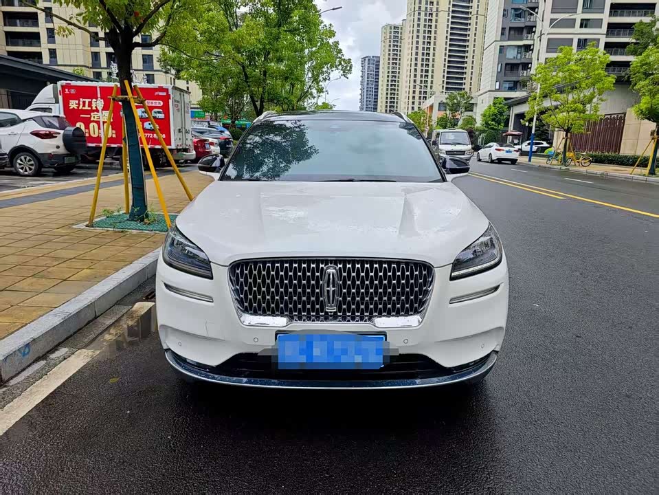 Lincoln Adventurer