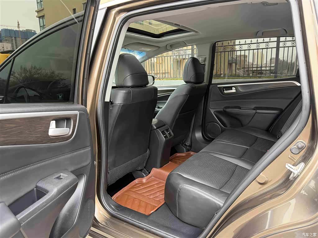 Honda Jade, 2015 6