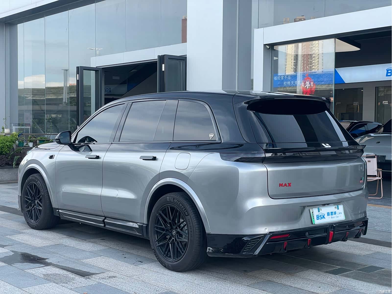 Li Auto L8, 2023 13