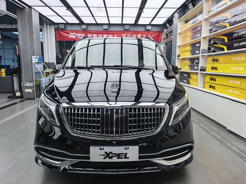 Mercedes-Benz V-class