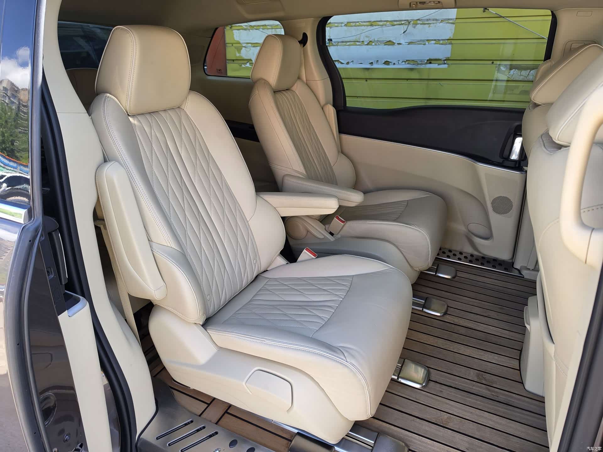 Buick GL8, 2023 10