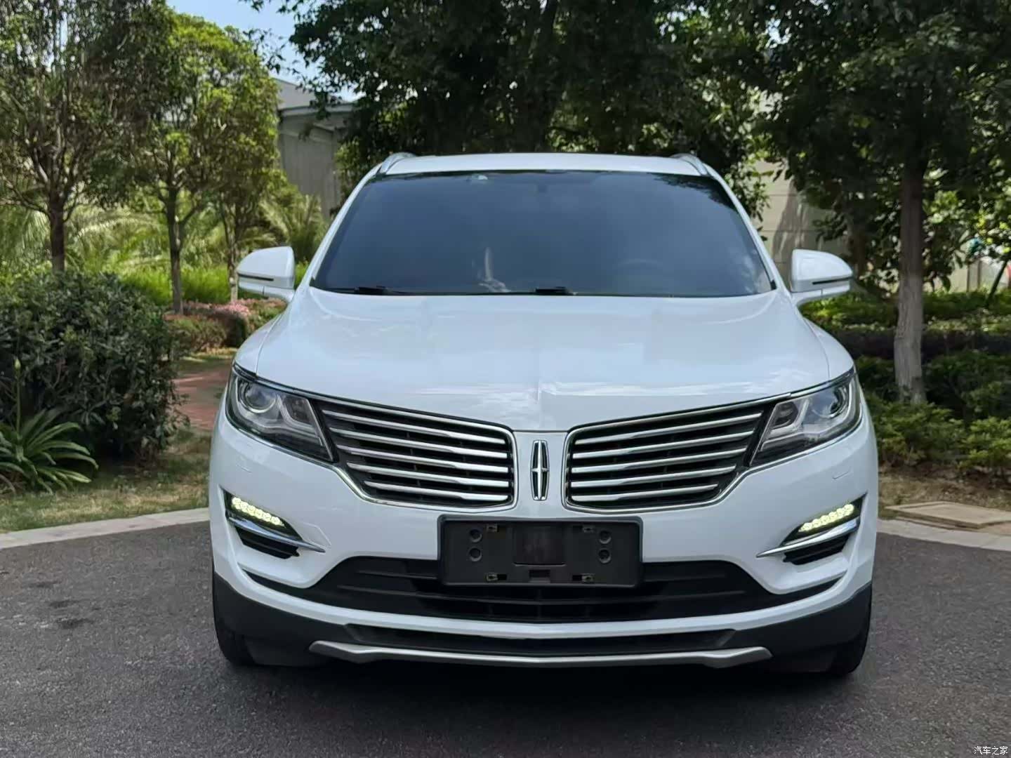 Lincoln MKC, 2017 2