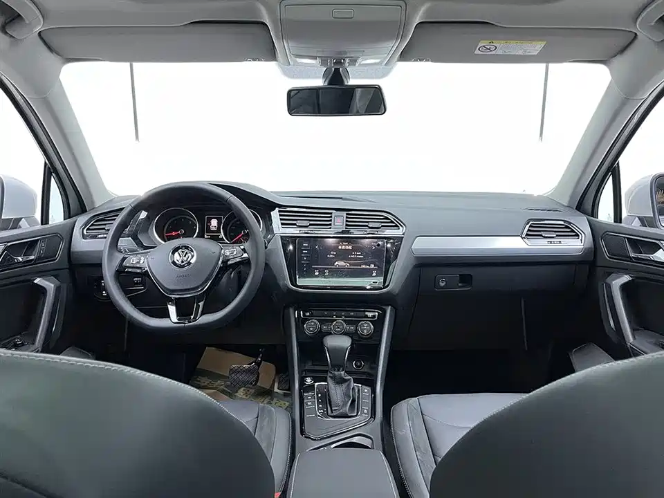 Volkswagen Tiguan L Volkswagen Tiguan L