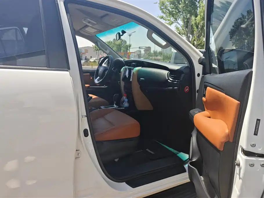 Toyota Fortuner