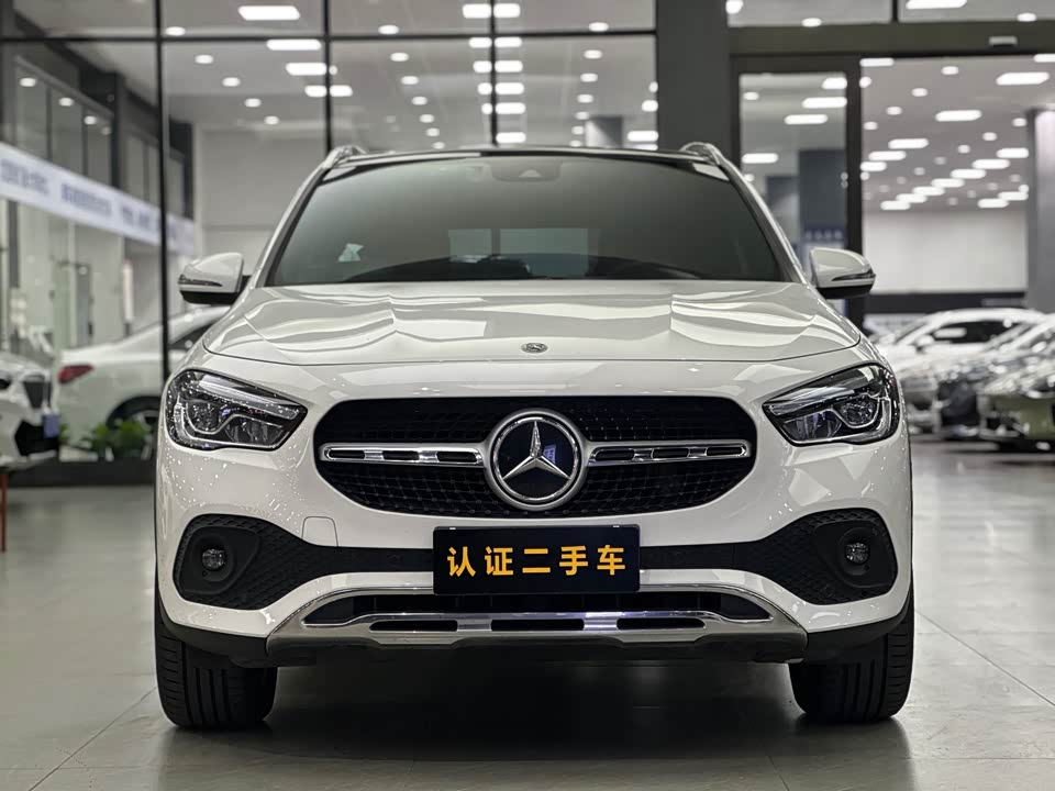 Mercedes-Benz GLA