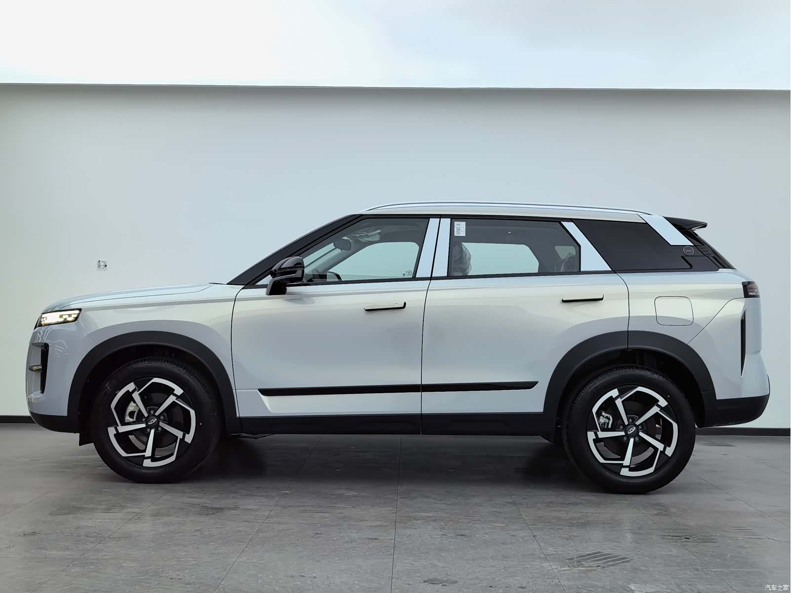 Chery Tiggo 7, 2026 9