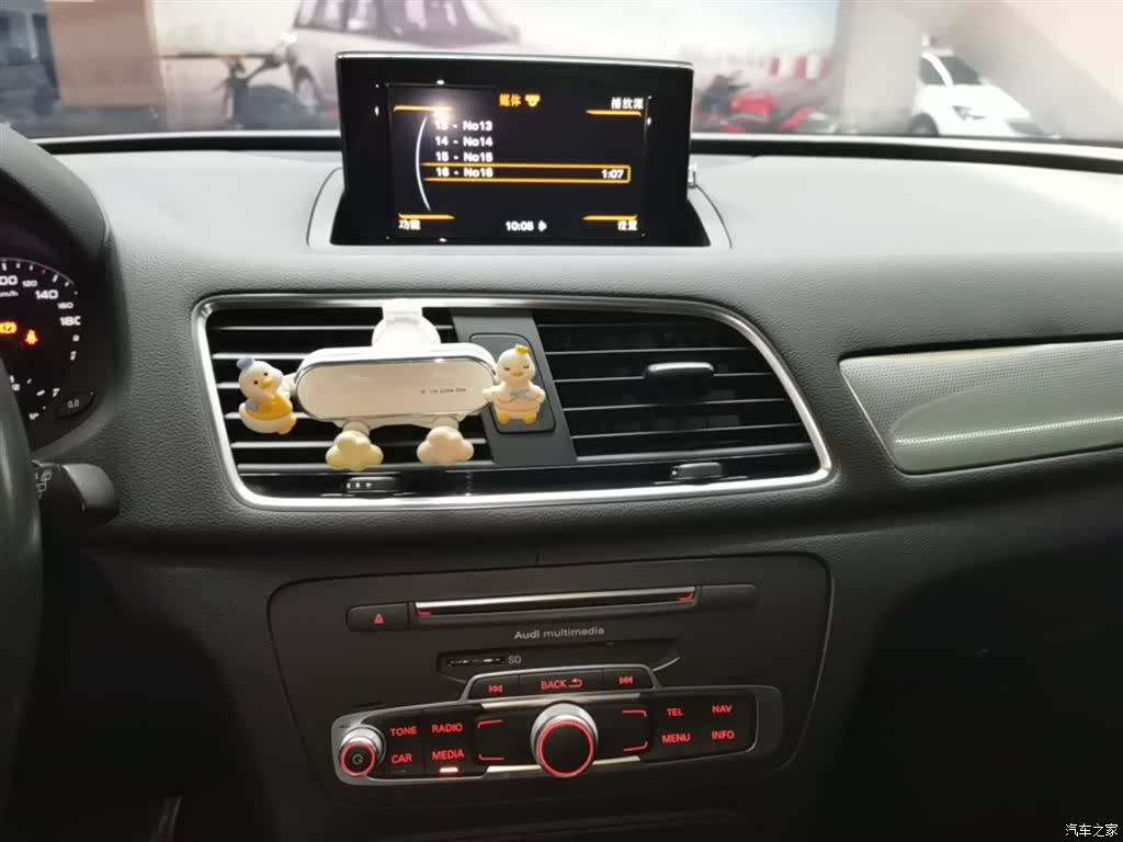 Audi Q3, 2016 13