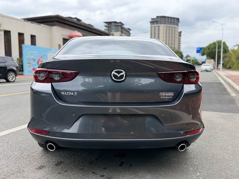 Mazda 3 Angkesaila