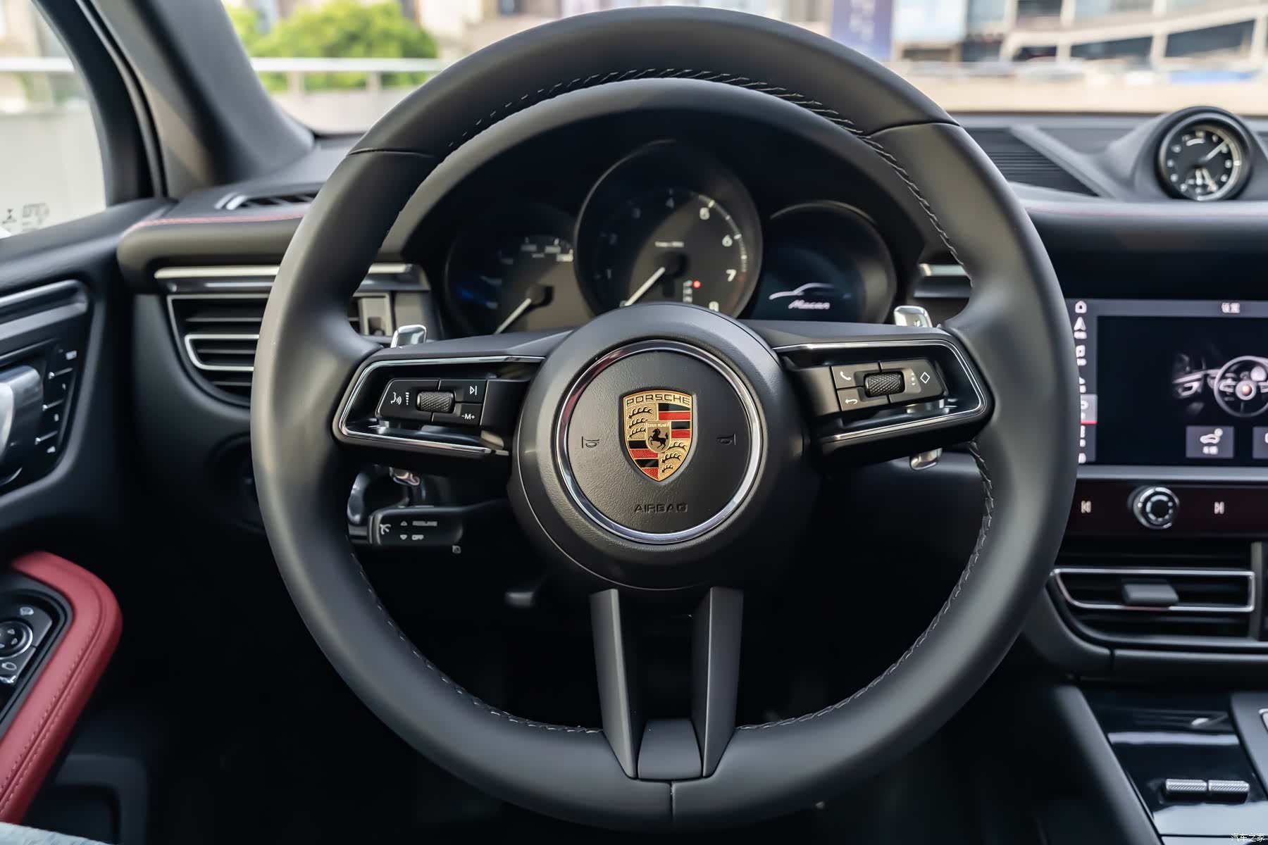 Porsche Macan, 2022 13