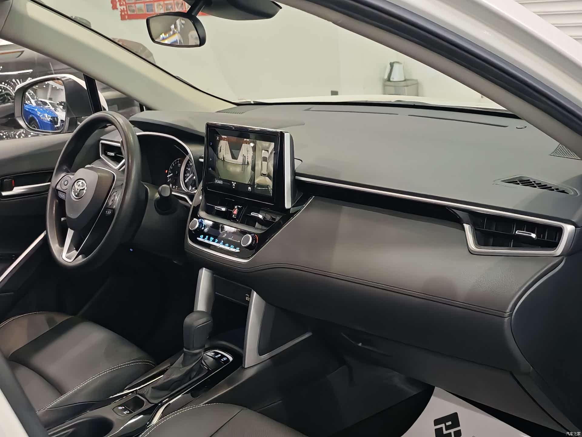 Toyota Frontlander, 2022 14